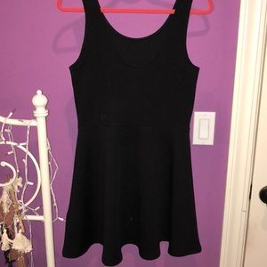 black dress never worn! Medium but can fit a large
